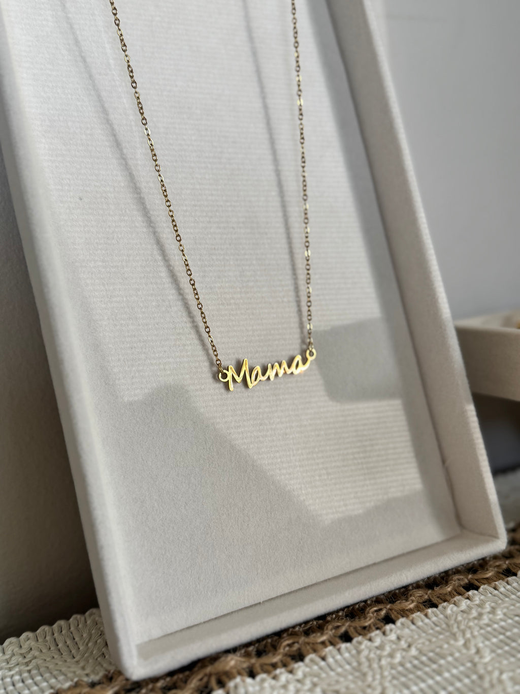 Mamá Necklace