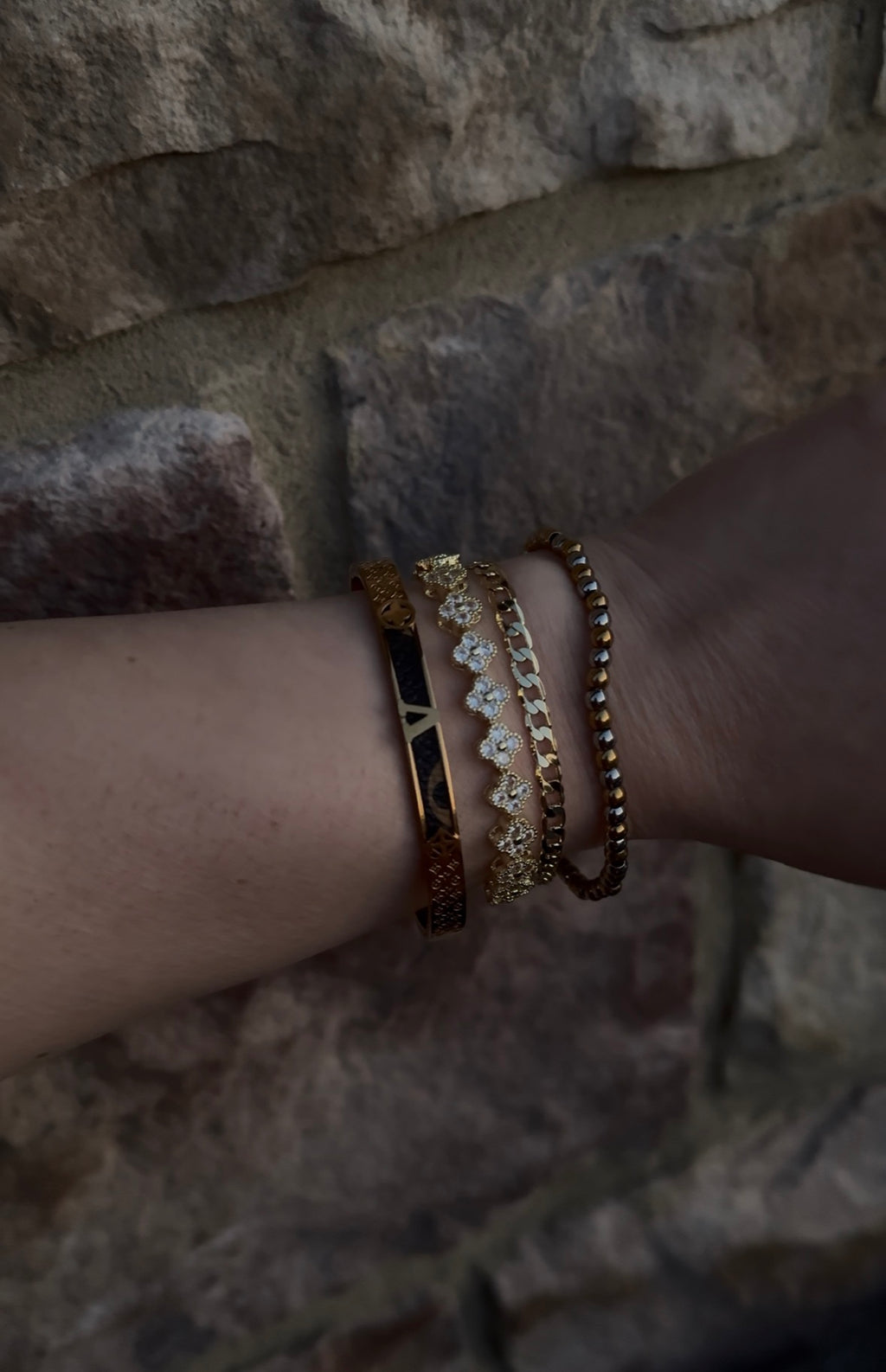 Luxe LV Bracelet